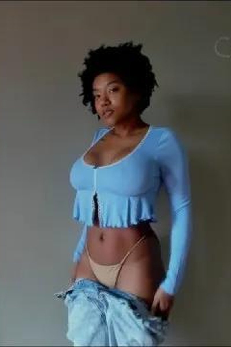Cast Me - Screenshot 1 of 4 - Babes