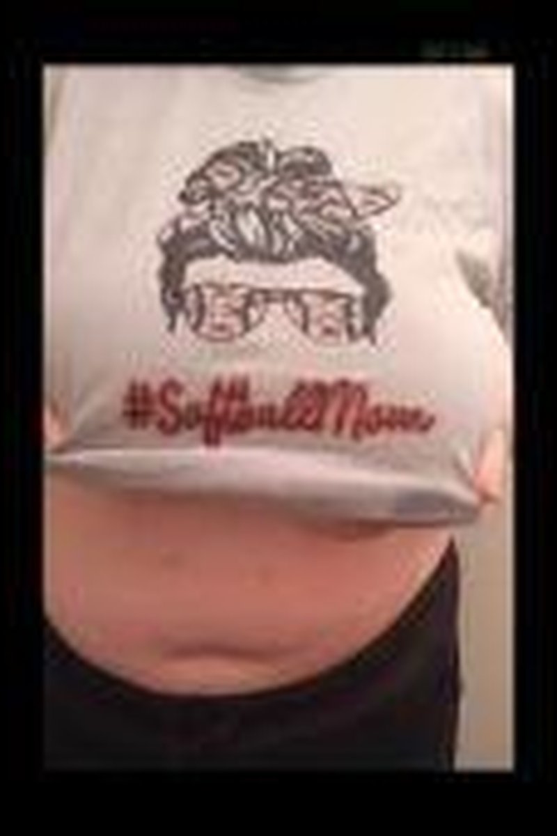 Softball MILF Flash - Screenshot 1 of 4 - Breast Play