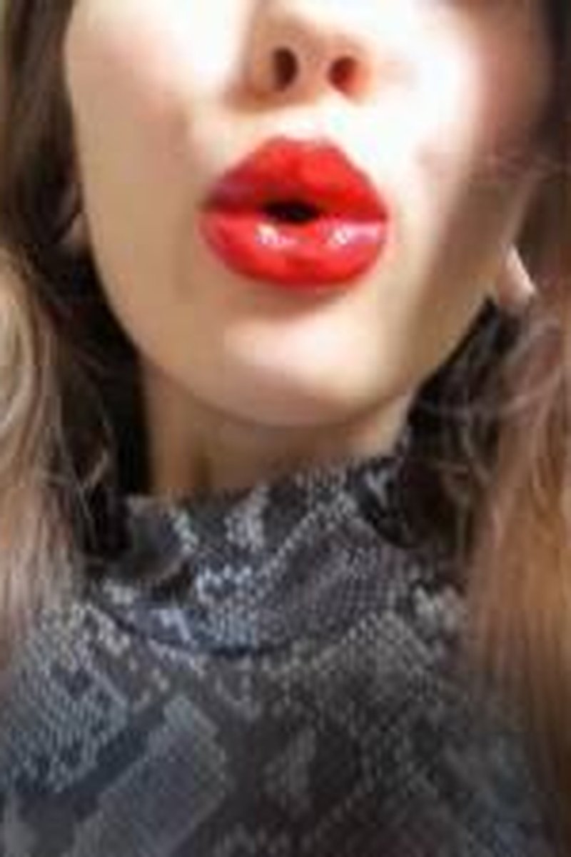 Blowing - Screenshot 1 of 4 - Fetish