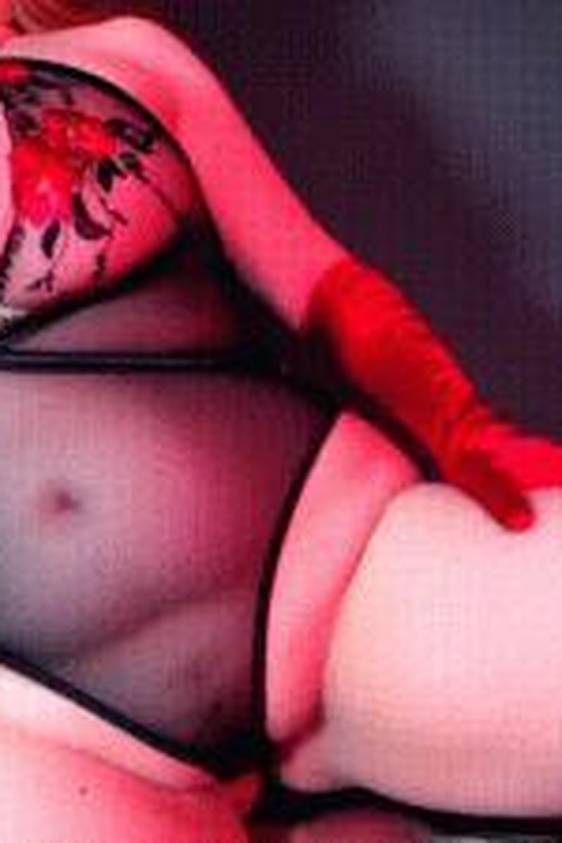 Cabaret Gone Wrong - Screenshot 1 of 4 - Ass Fetish