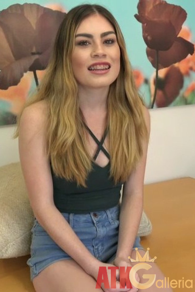 Veronica Valentine - Interview - Screenshot 1 of 4 - Veronica Valentine