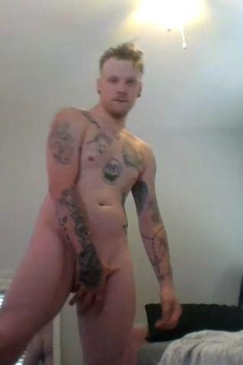 Jerking And Teasing - Screenshot 1 of 4 - Masturbation