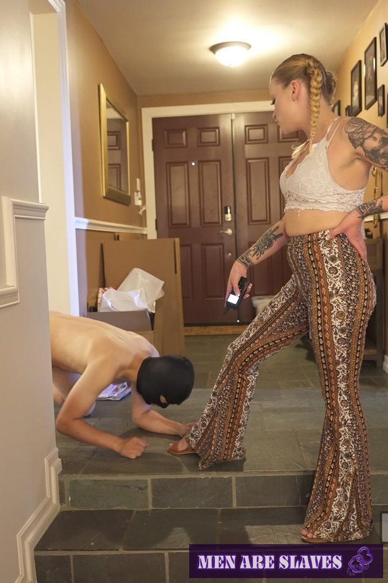 #2268 - Screenshot 1 of 4 - Foot Fetish