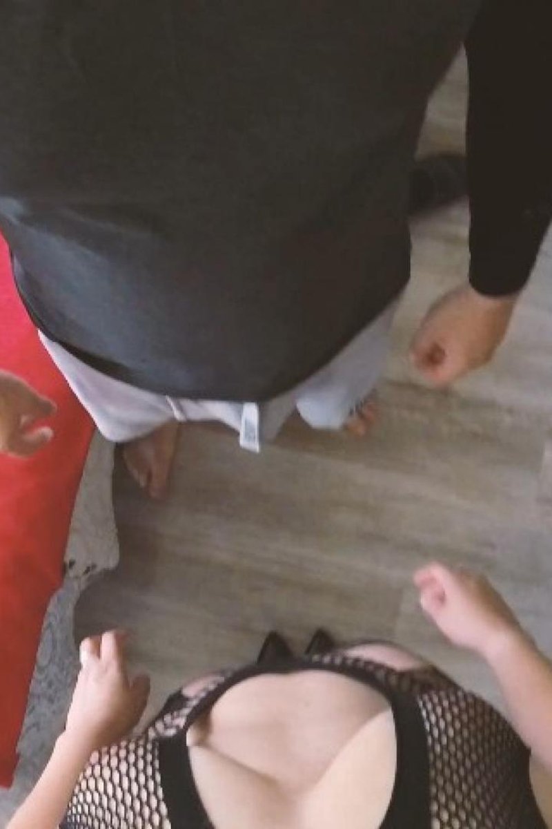 Fun With My Hubby - Screenshot 1 of 4 - Amateur