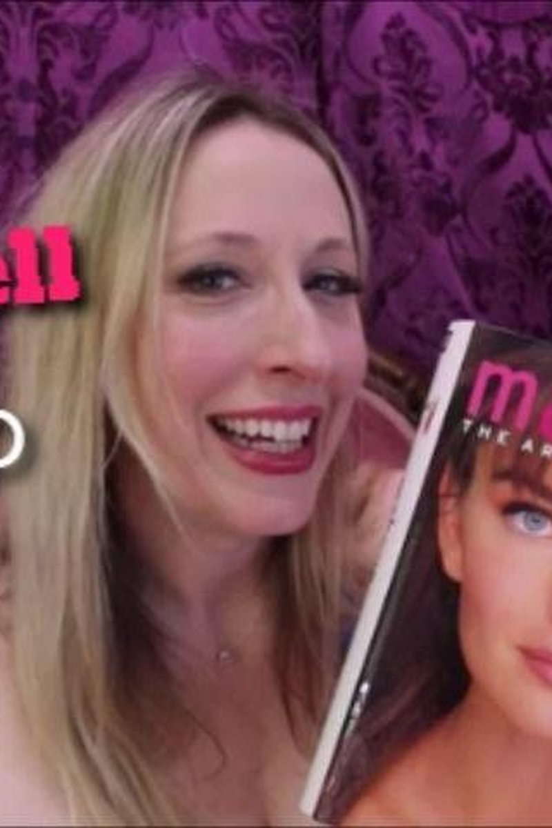 Sissy Bombshell Makeup Tutorial Part 1 - Screenshot 1 of 4 - Domination