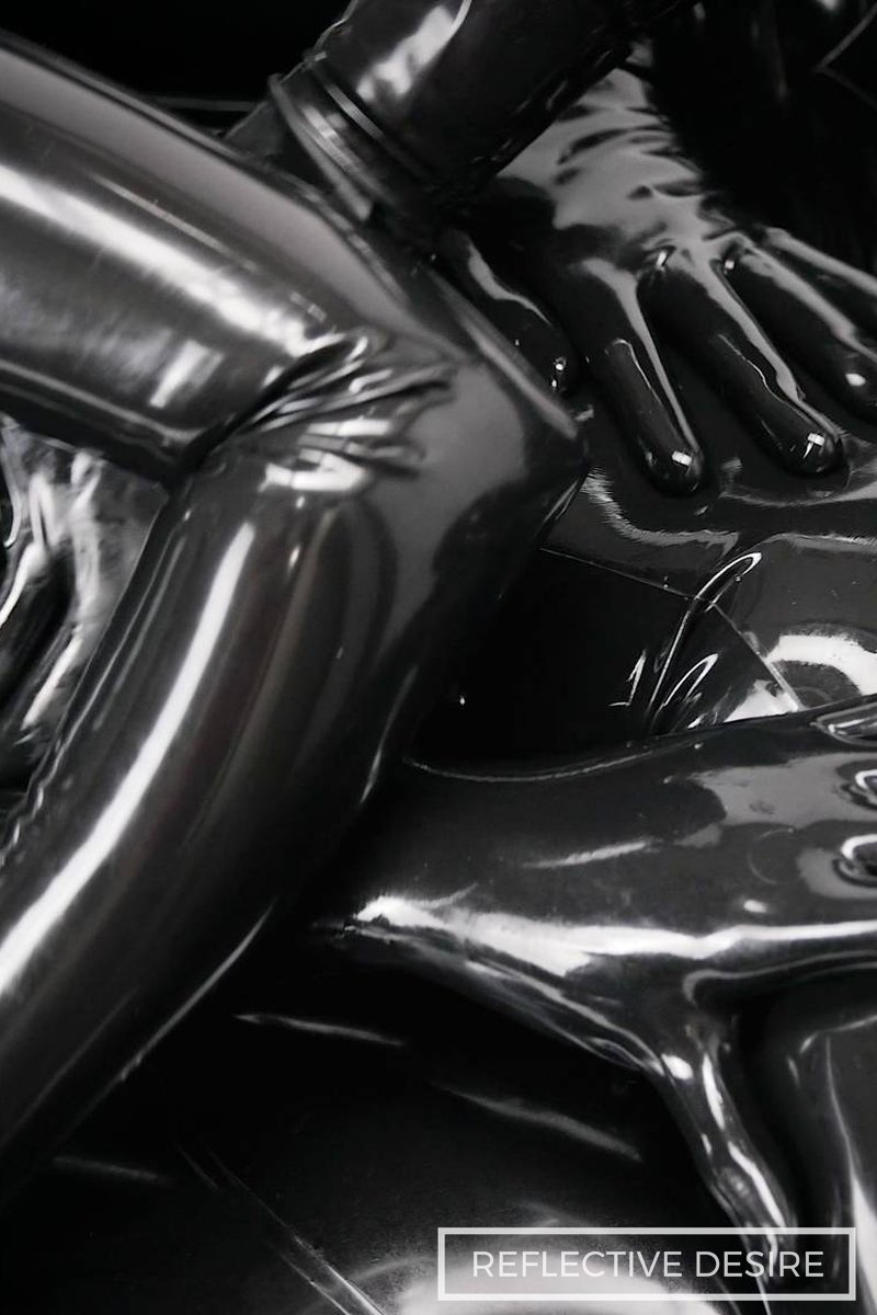 Orgy Tryouts - Screenshot 1 of 4 - Bondage