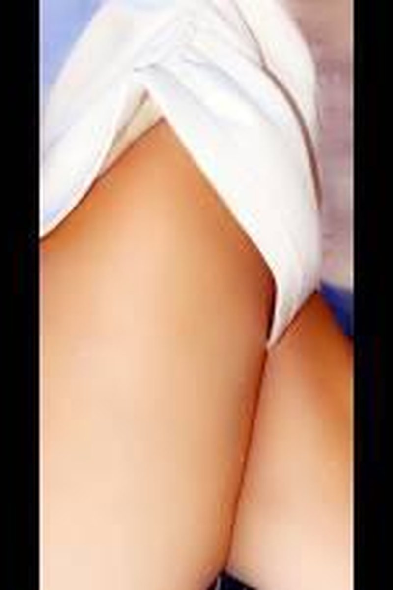 Clean Toes - Screenshot 1 of 4 - Foot Fetish