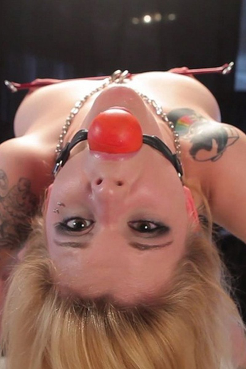 Tardy Mariah - Screenshot 1 of 4 - Mariah