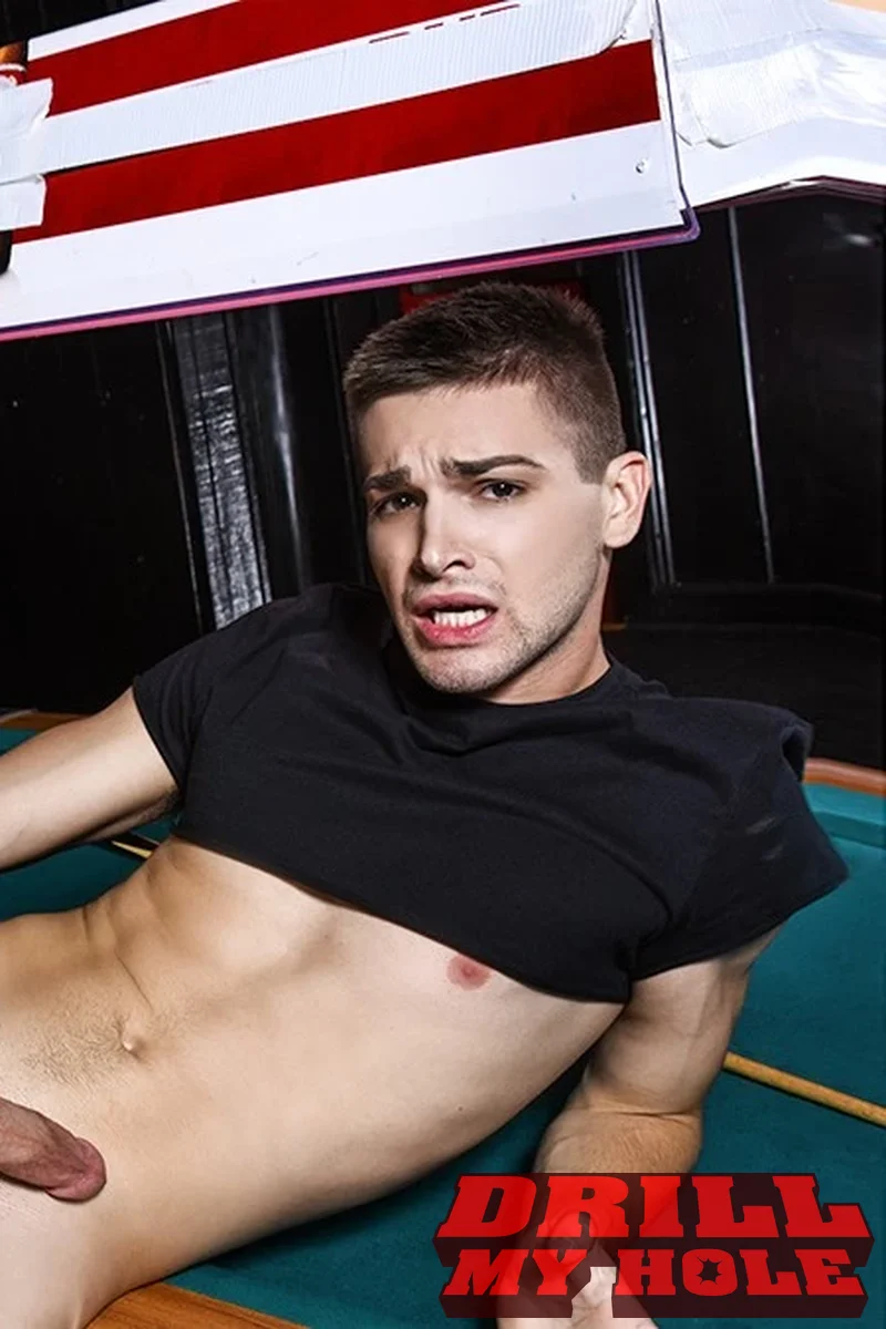 Pool Dick - Screenshot 1 of 4 - Anal