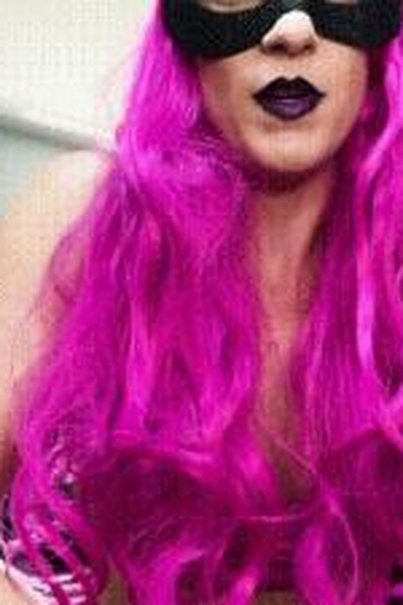 Muscle Cuck - Screenshot 1 of 4 - Cuckolding