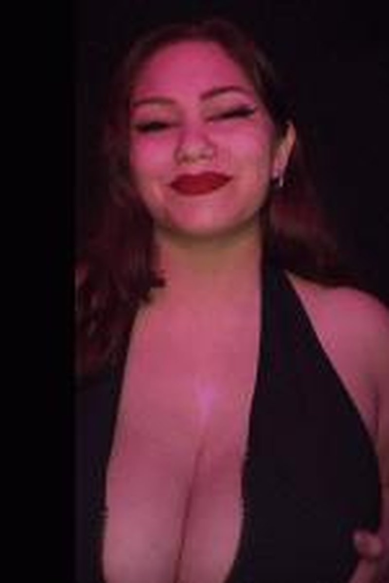 Pumping Roulette - Screenshot 1 of 4 - Big Tits