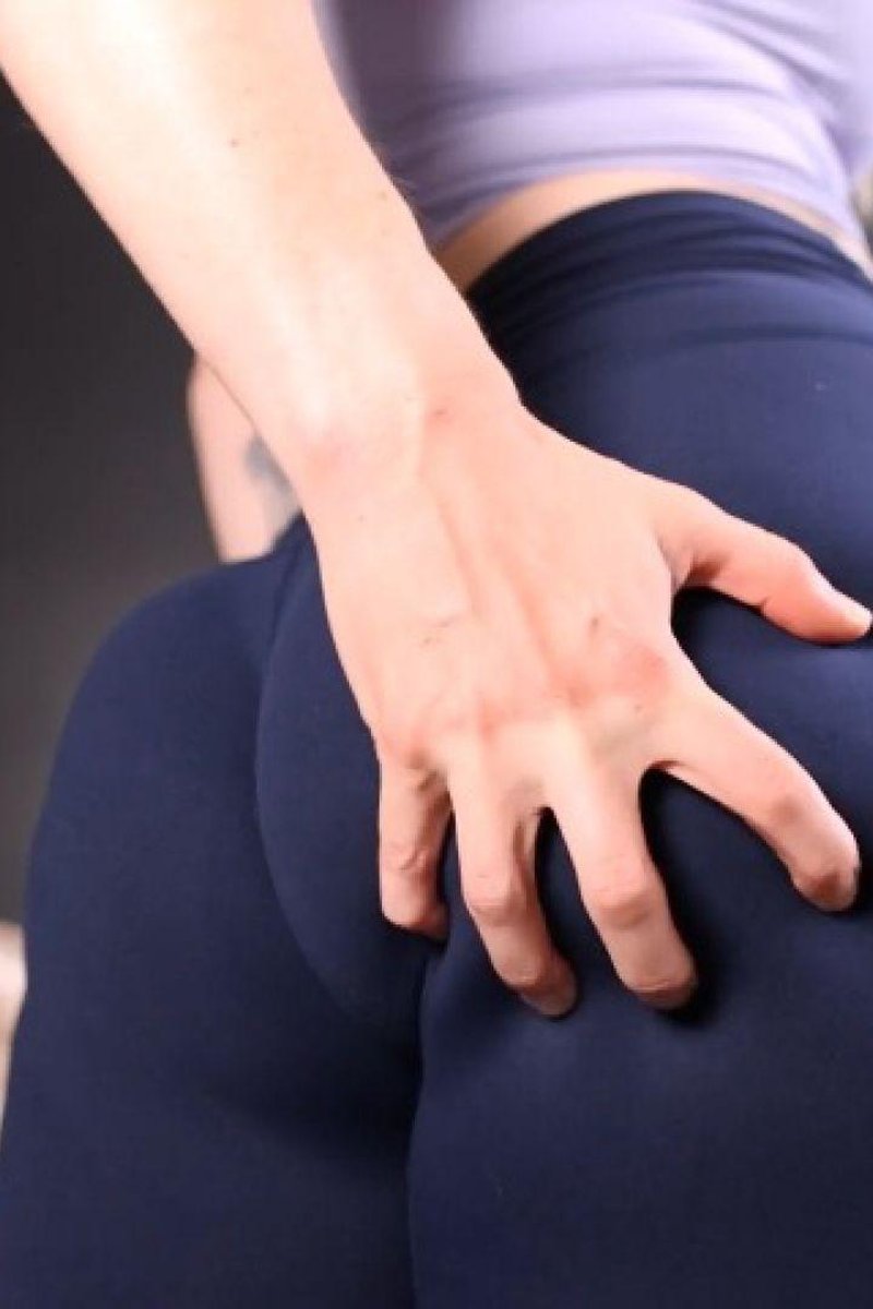 Sweaty Lululemon Ass Worship - Screenshot 1 of 4 - Ass Worship