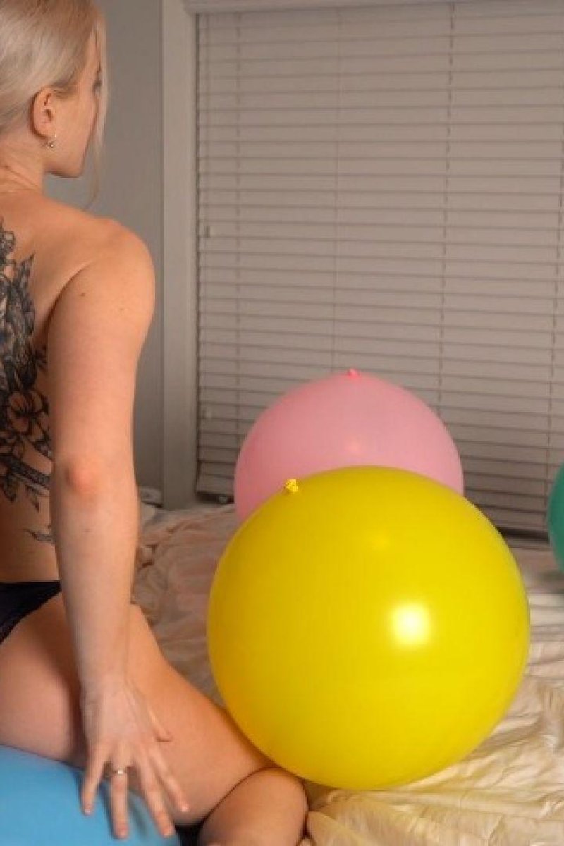 Balloons - Screenshot 1 of 4 - Balloon Fetish