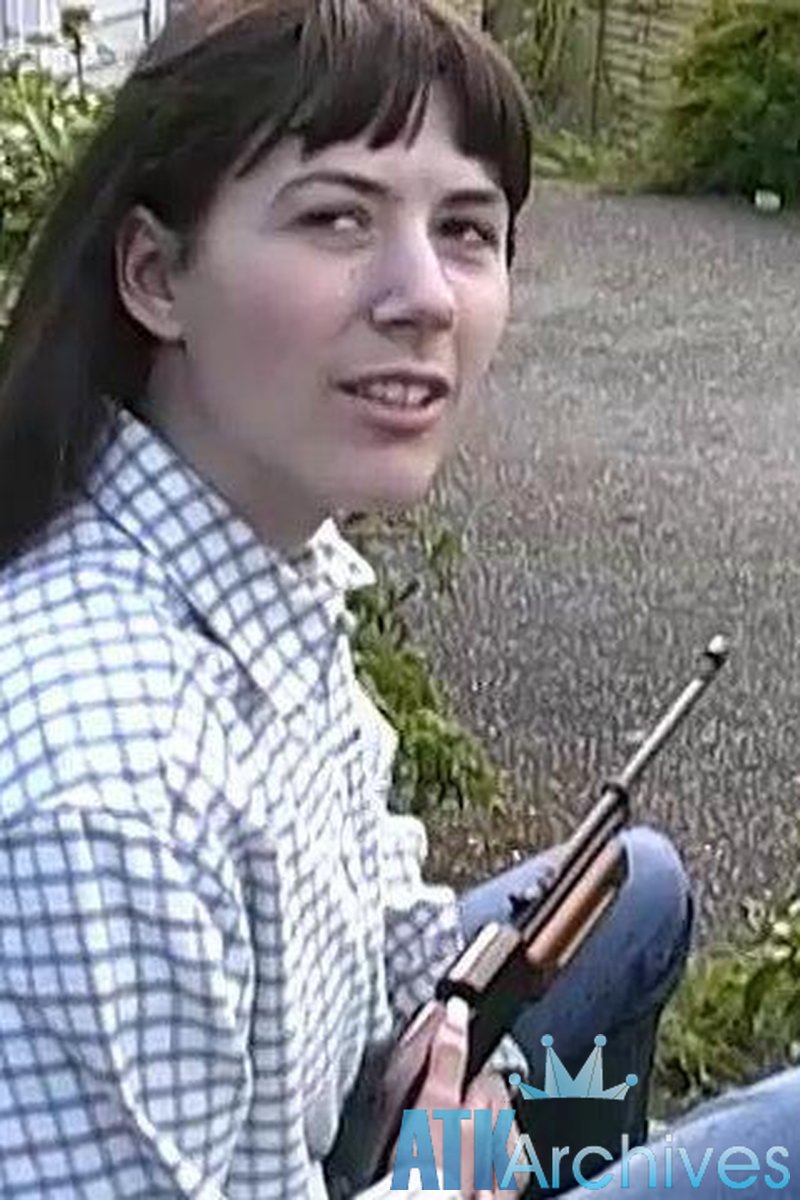 Maureen - Interview - Screenshot 1 of 4 - Maureen Mau001