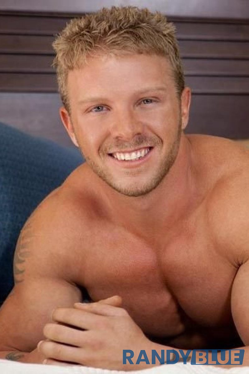Toby Tucker - Screenshot 1 of 4 - Blond Hair