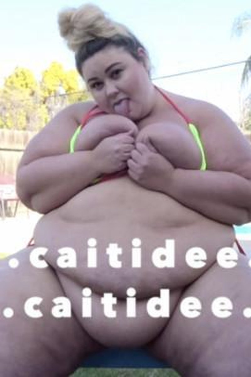 Backyard Bbq - Screenshot 1 of 4 - BBW