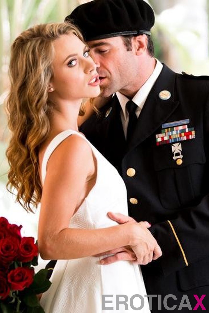 Parting Gift - Screenshot 1 of 4 - Blond Hair