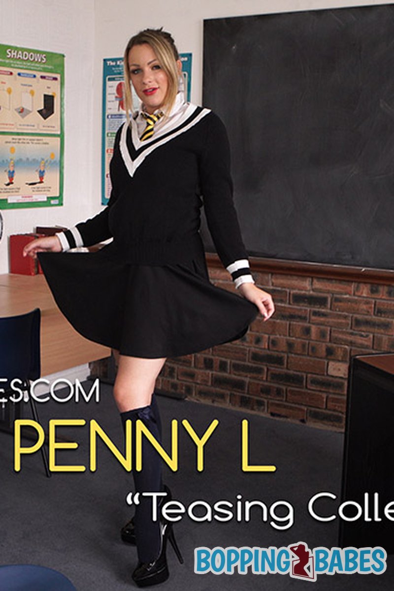 Penny L Teasing College Girl - Screenshot 1 of 4 - Big Nipples