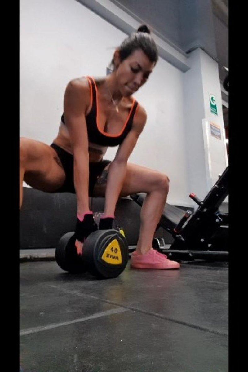 Leg Workout - Screenshot 1 of 4 - Leg Fetish