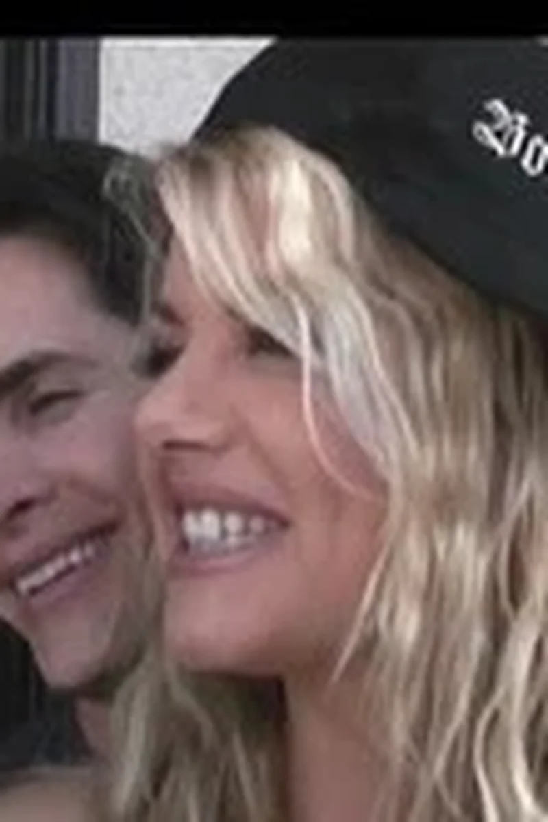 Vicky Vette - Screenshot 1 of 4 - Hardcore