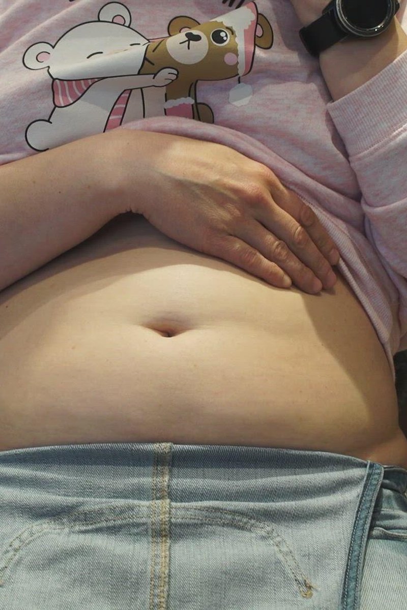 Sitting After Dinner - Screenshot 1 of 4 - Bloated