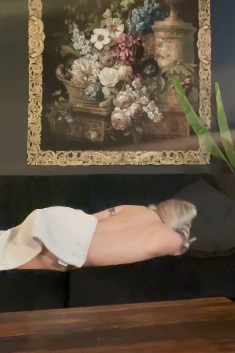 Sleep Tight <3 - Screenshot 1 of 4 - Goth Egg