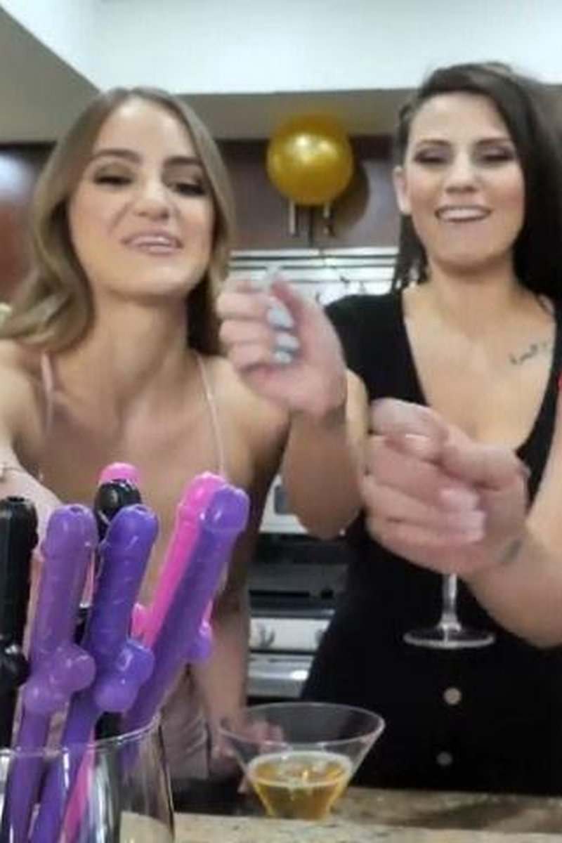 Mylfed Indica Flower & Katie Morgan Free - Screenshot 1 of 4 - Lesbian