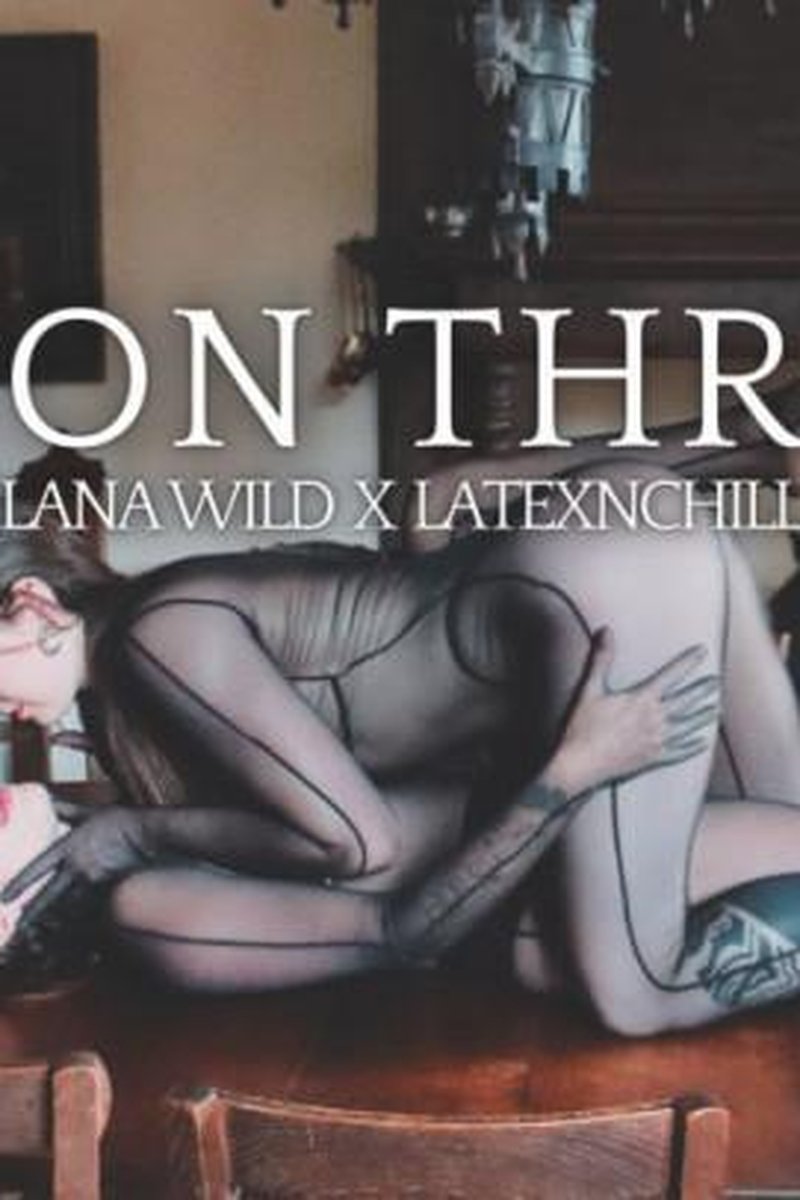 Nylon Thrust - Screenshot 1 of 4 - Kissing