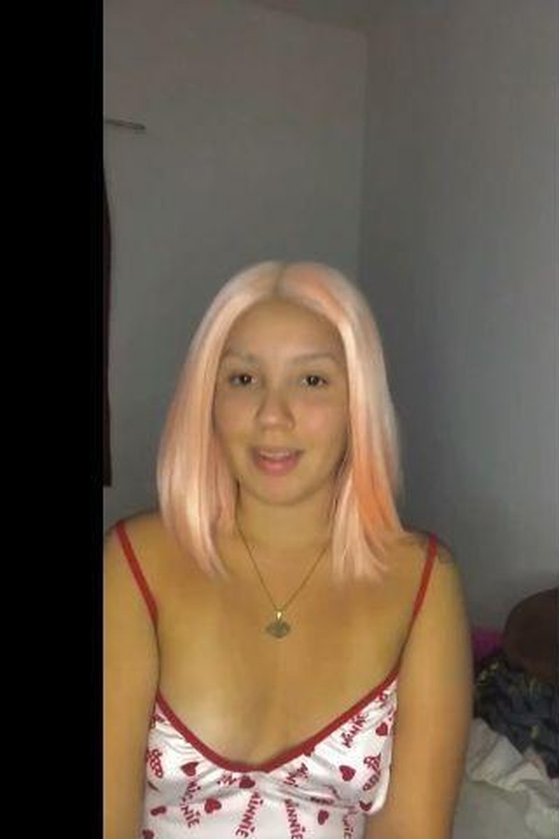 Eyebrow Shave - Screenshot 1 of 4 - Eye Contact