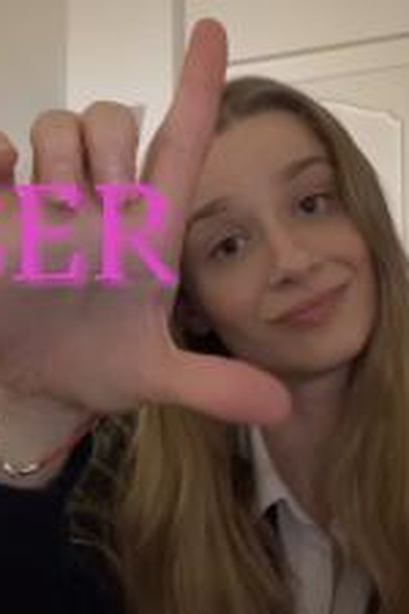 Loser - Screenshot 1 of 4 - Babes