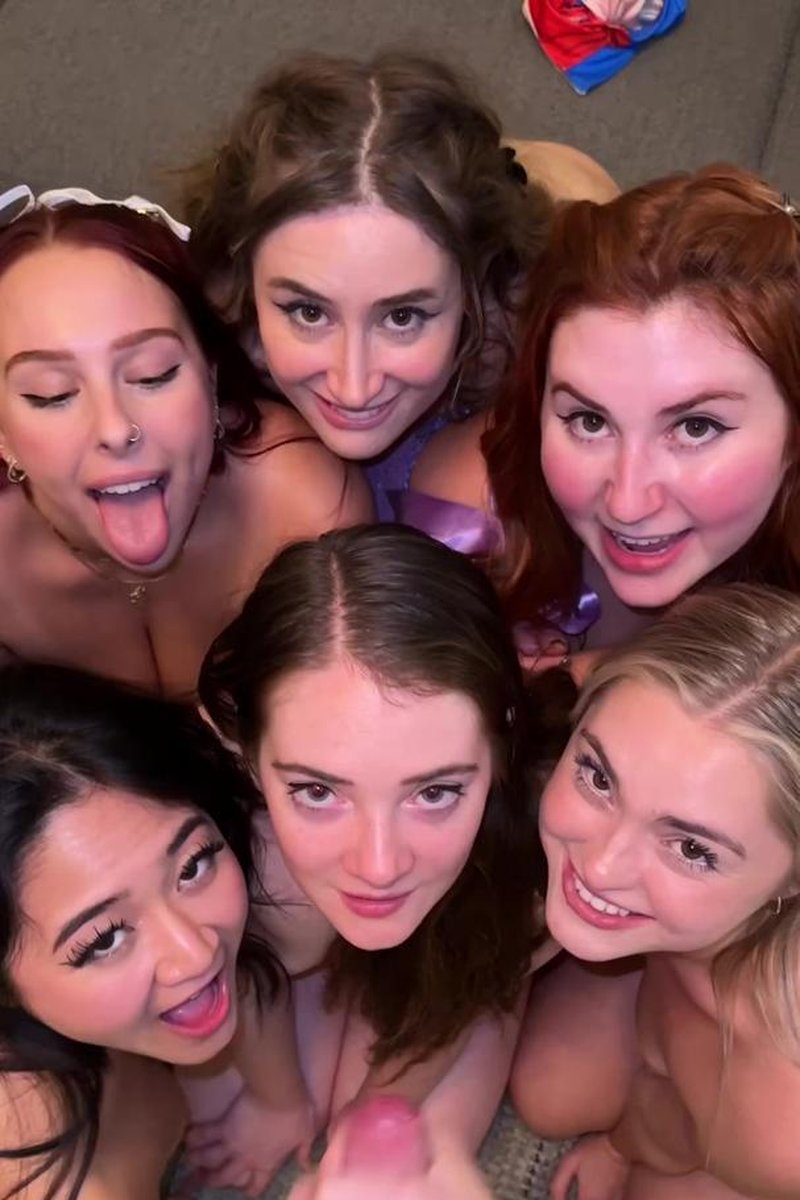 Six Girl Two Guy Halloween Orgy - Screenshot 1 of 4 - Blowjob