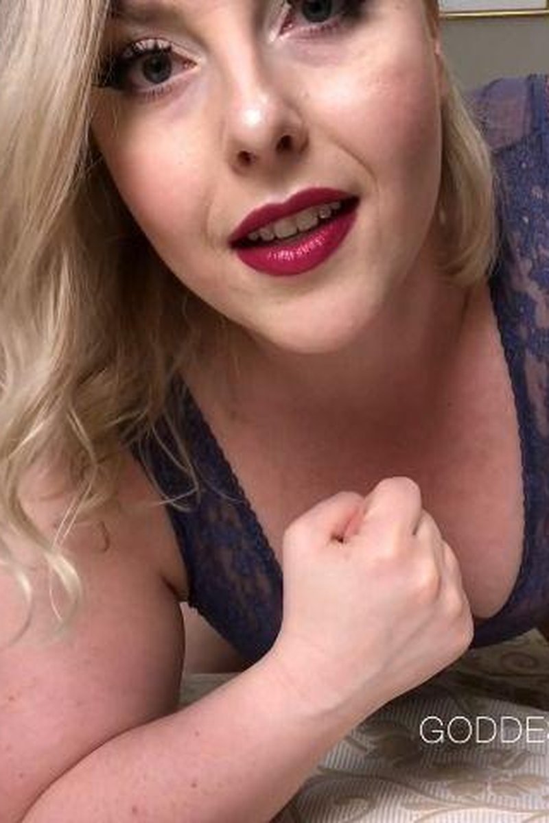 Stroke For Me - Screenshot 1 of 4 - Ass Worship