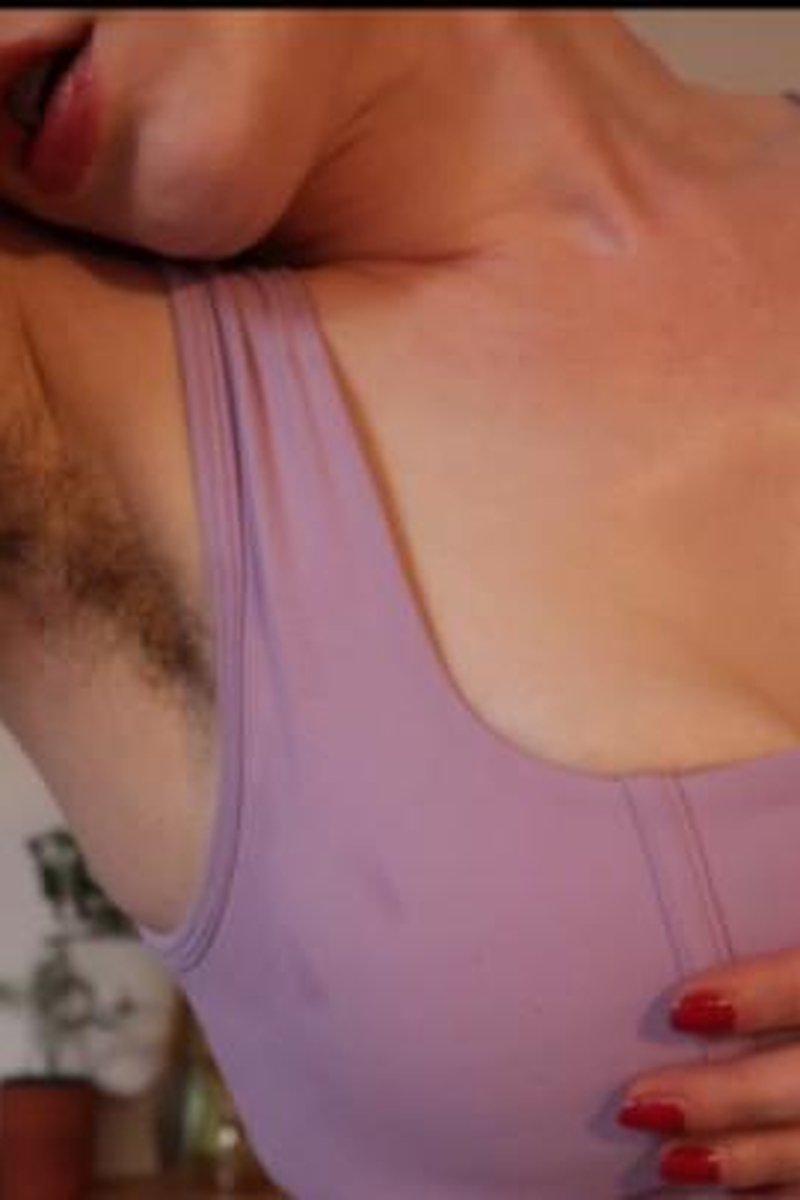 Dominant GF Sweaty Armpit Worship - Screenshot 1 of 4 - Armpit Fetish