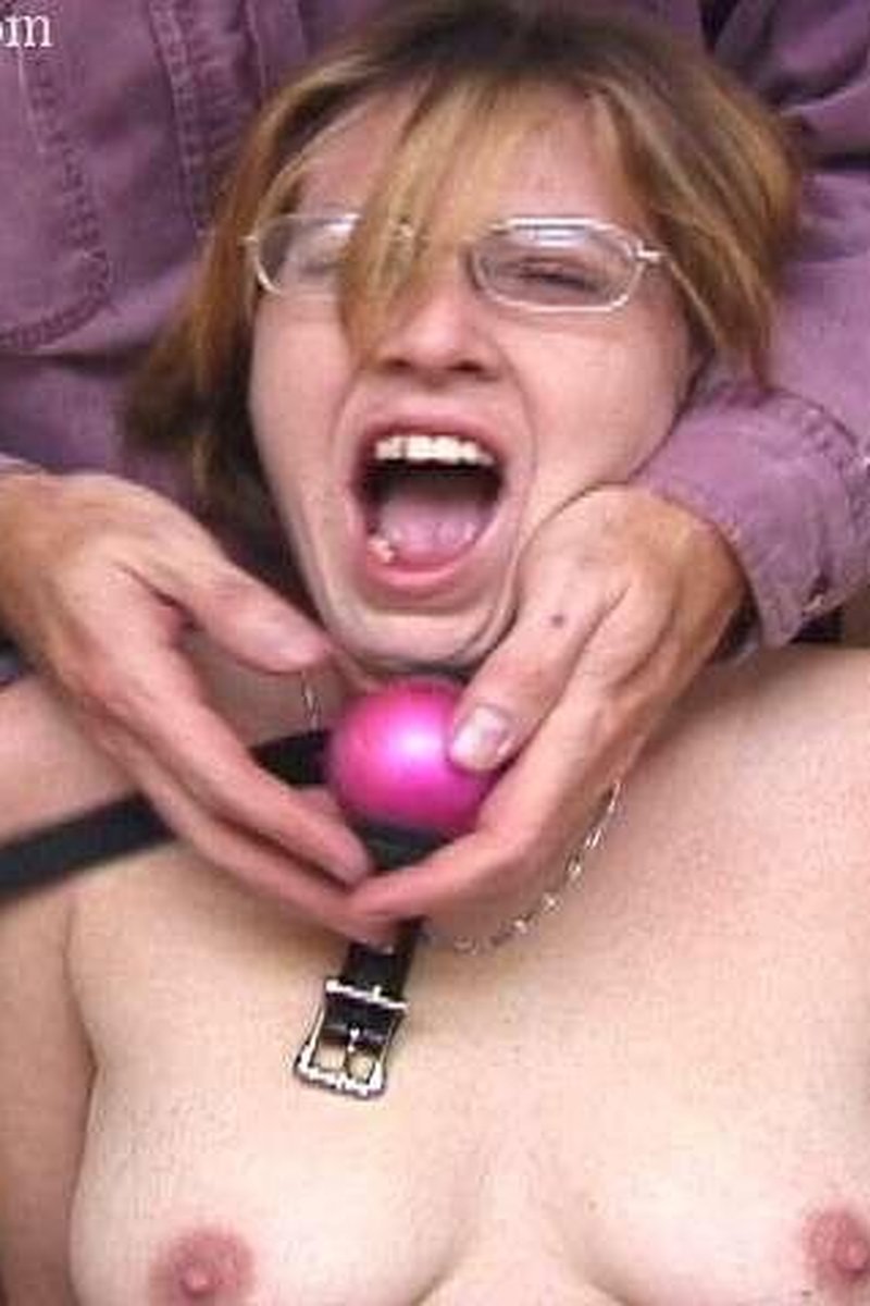 Bitchin Bitch - Screenshot 1 of 4 - BDSM