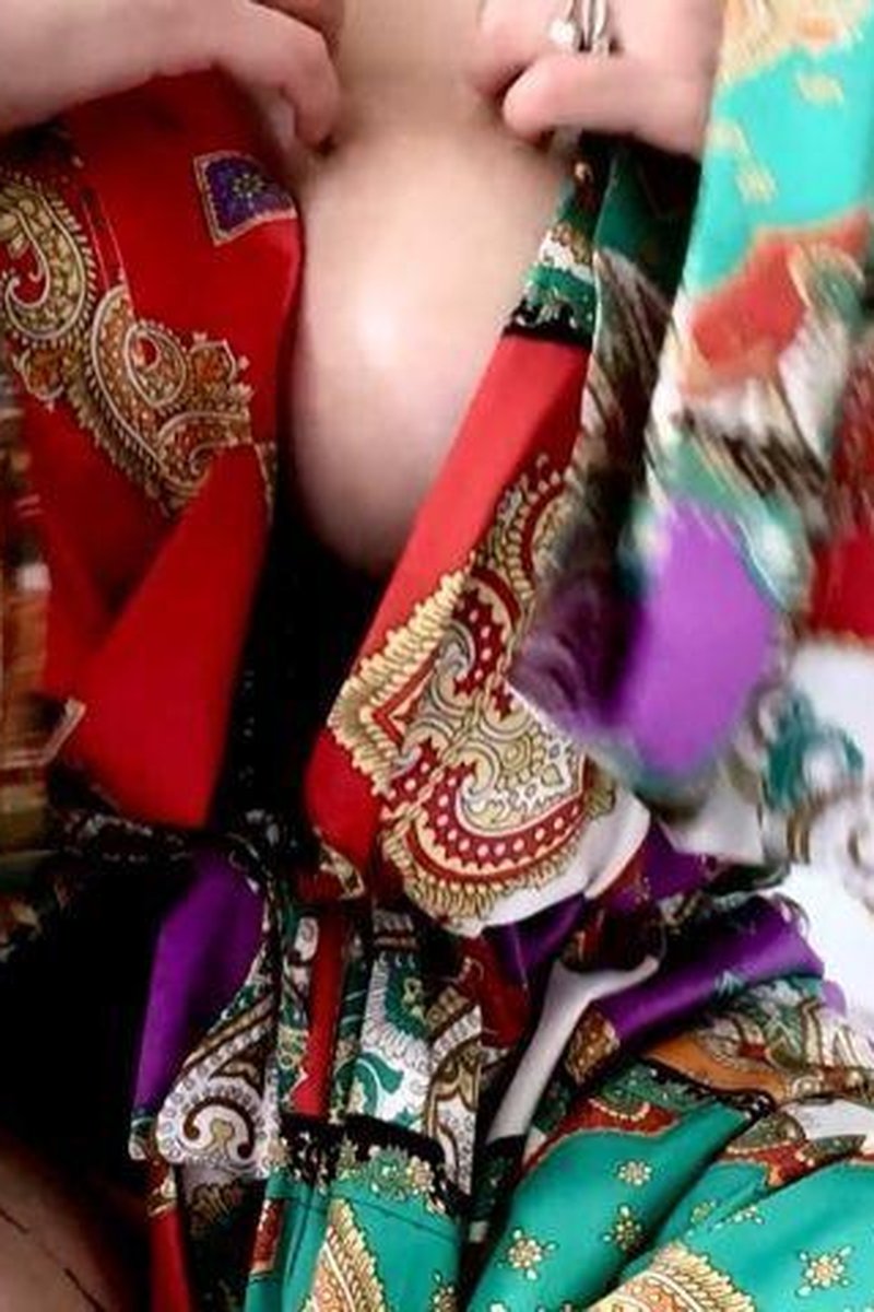 En Casa - Screenshot 1 of 4 - Big Tits