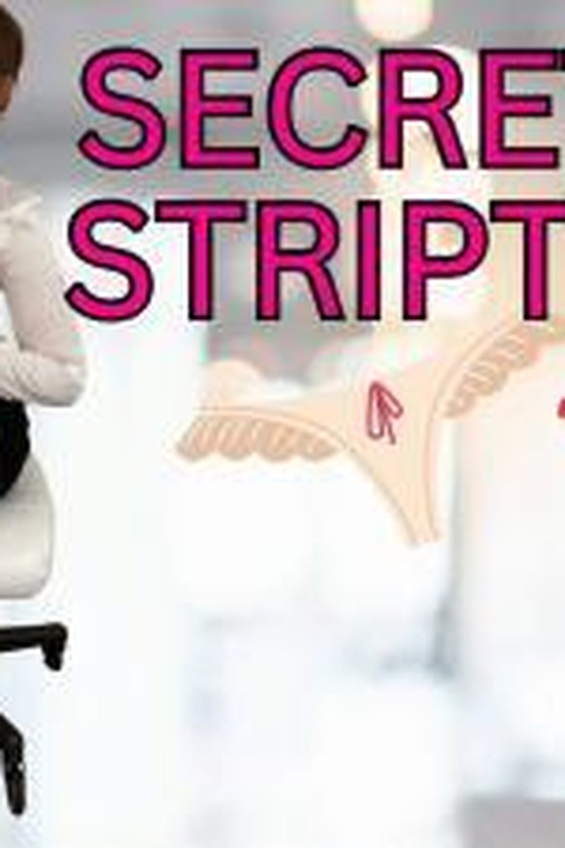 Secretary Striptease - Screenshot 1 of 4 - Eye Contact