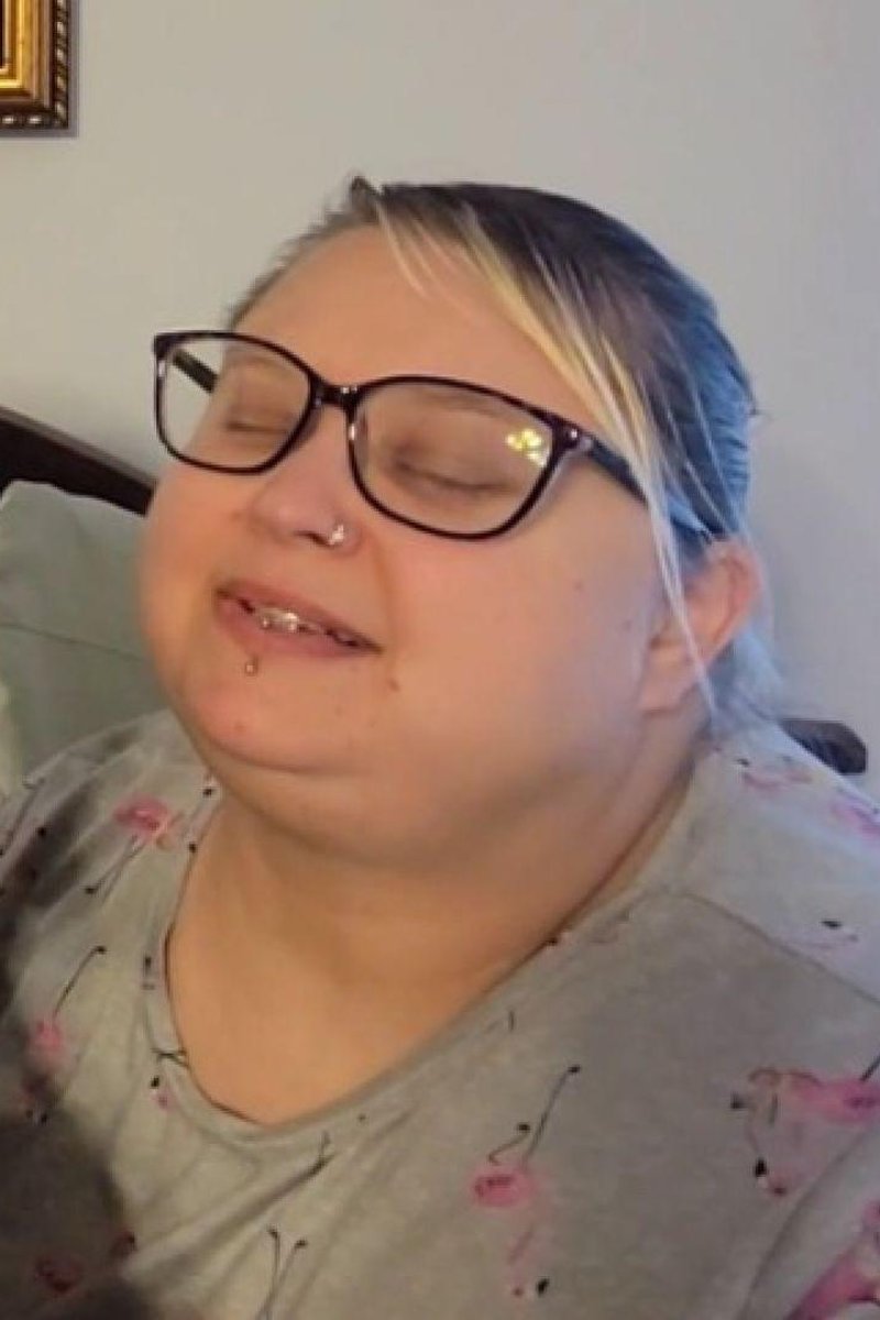 Biting - Screenshot 1 of 4 - Bitingfetish