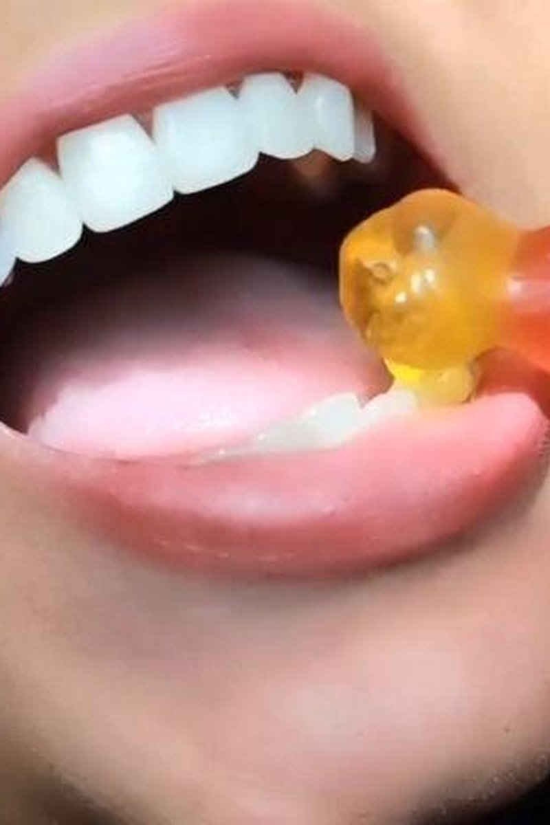 Biting Gummies - Screenshot 1 of 4 - Biting