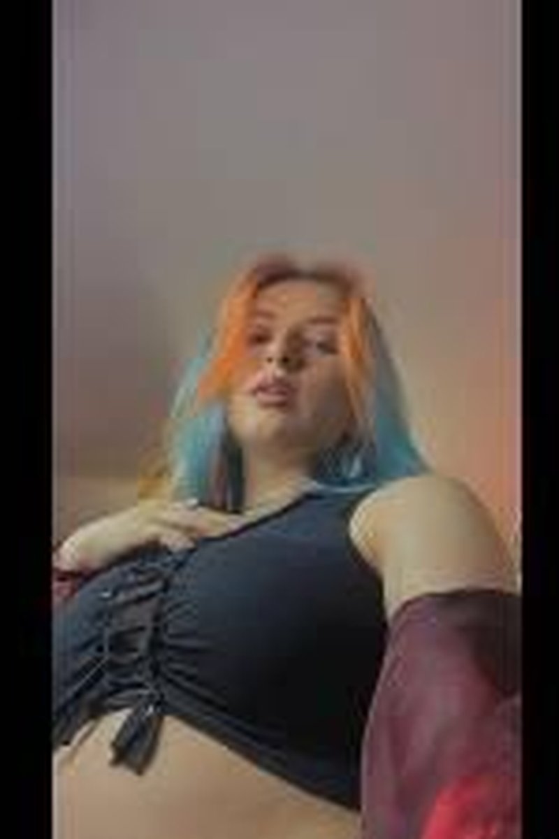 Loser Cuck - Screenshot 1 of 4 - Cuckolding