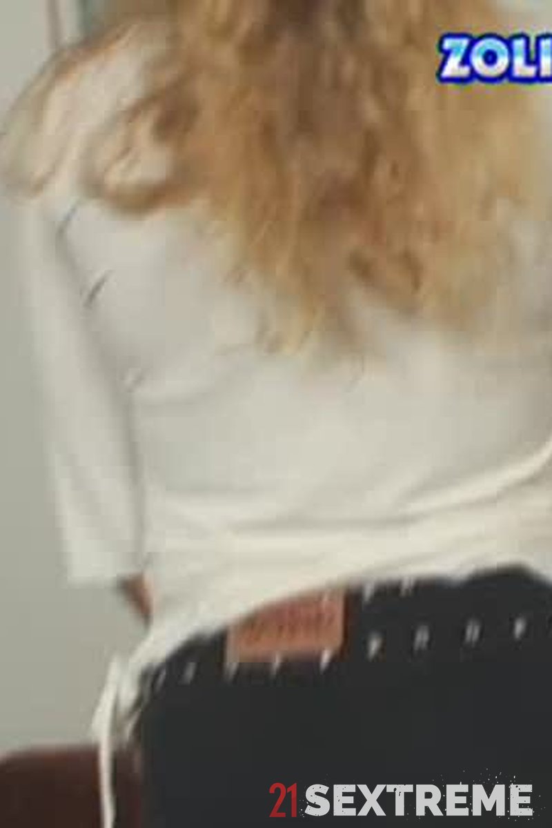 Naughty Newcomer - Screenshot 1 of 4 - Amateur