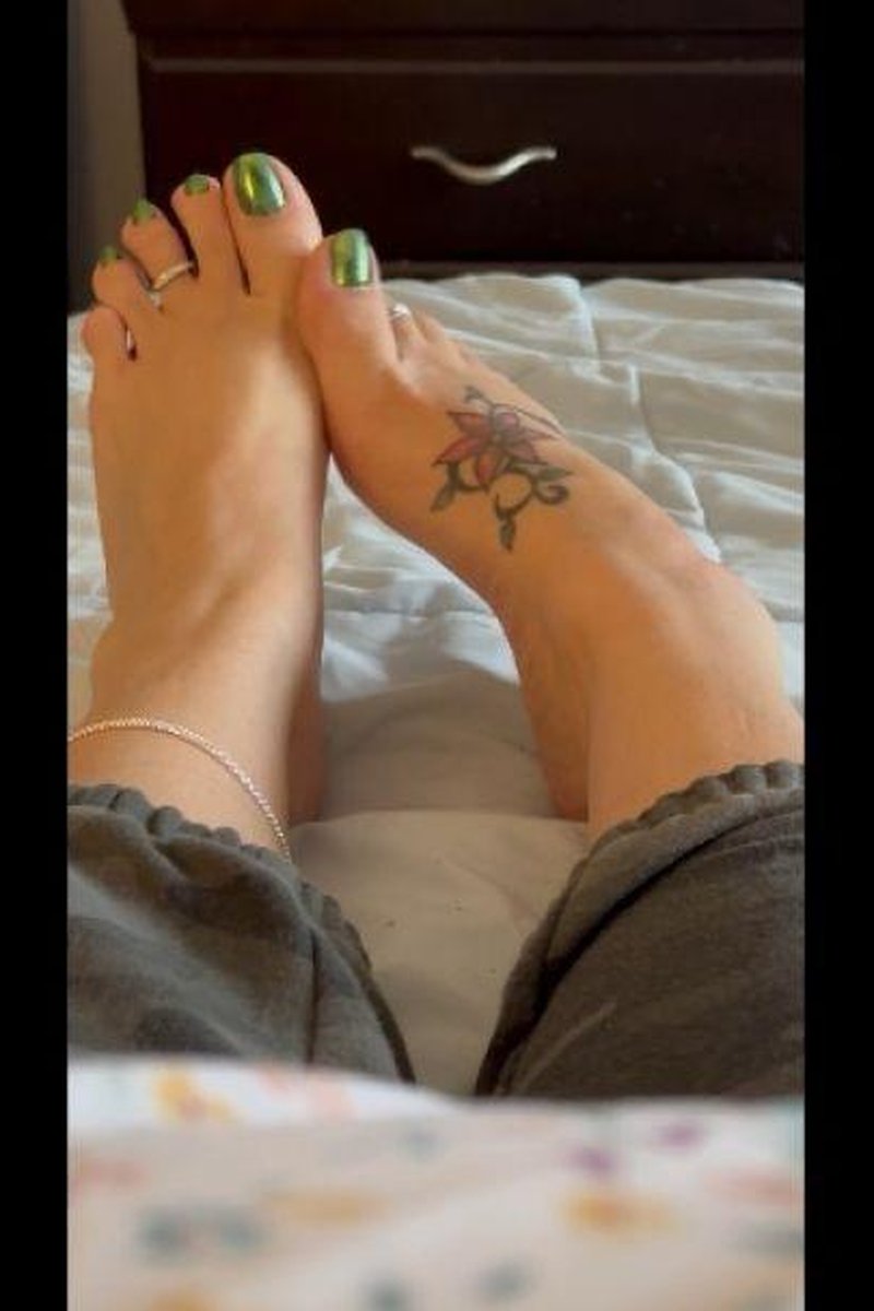 Teasing - Screenshot 1 of 4 - BBW