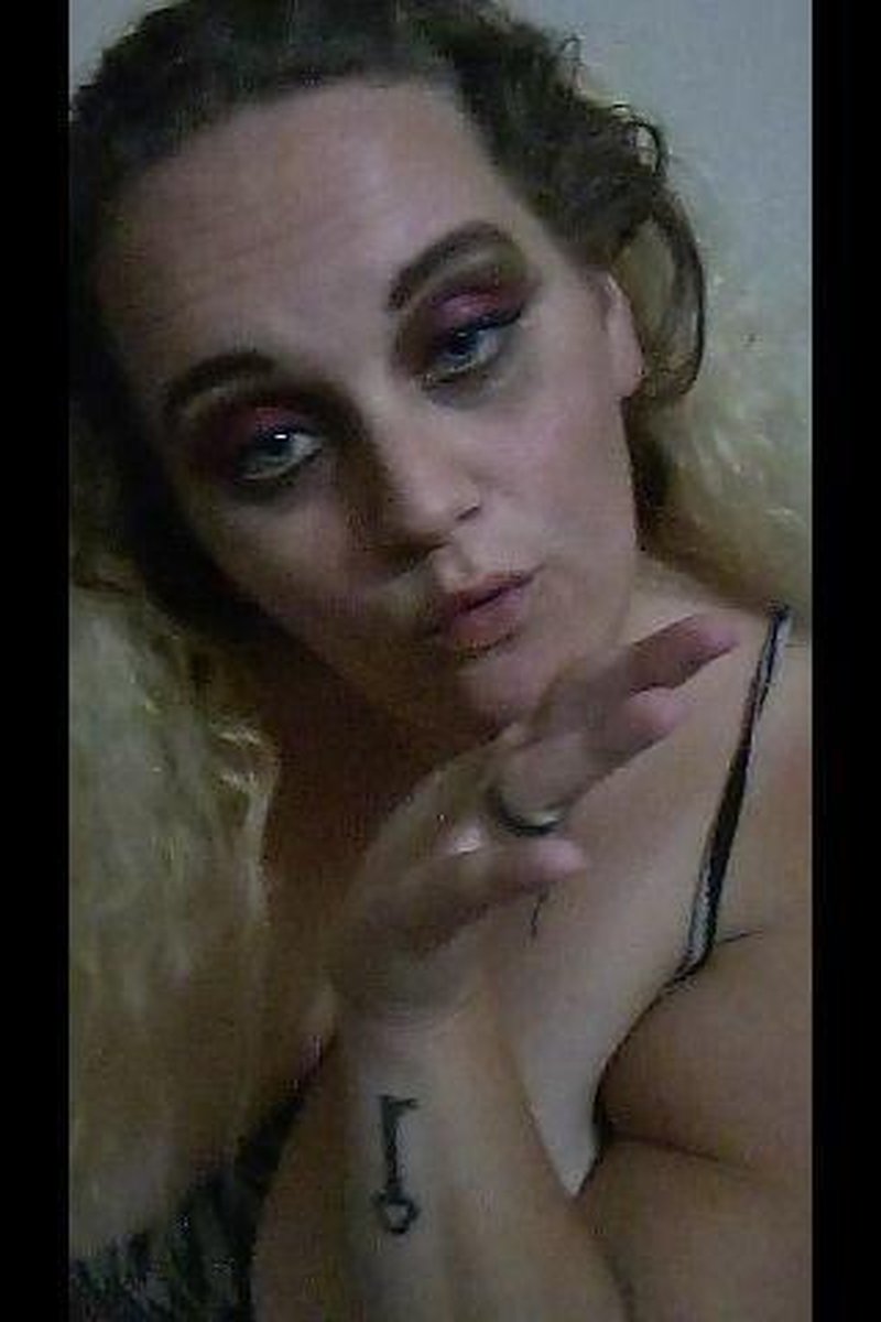 Tease - Screenshot 1 of 4 - Bitch