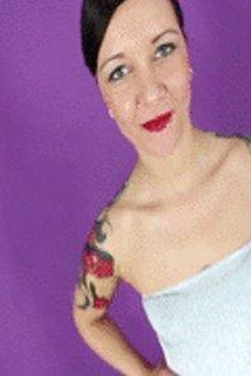 Eves - Screenshot 1 of 4 - Masspop