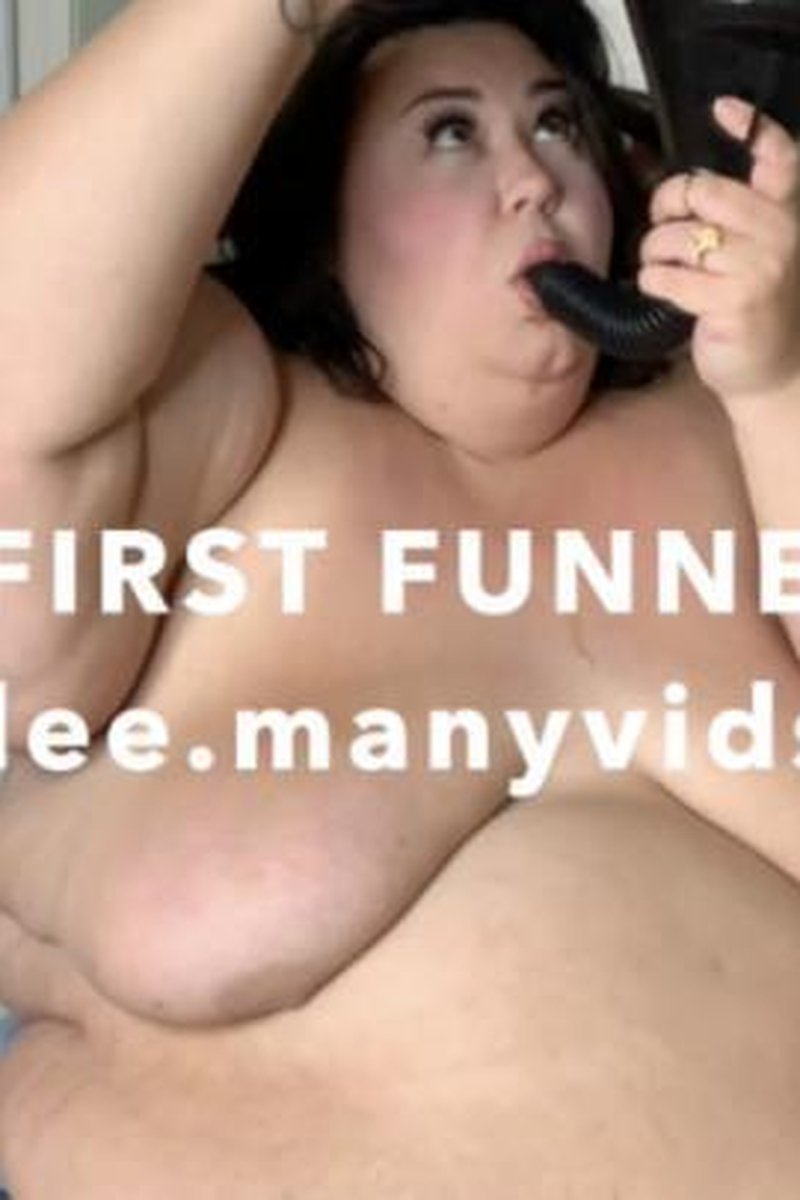Her First Funneling - Screenshot 1 of 4 - BBW