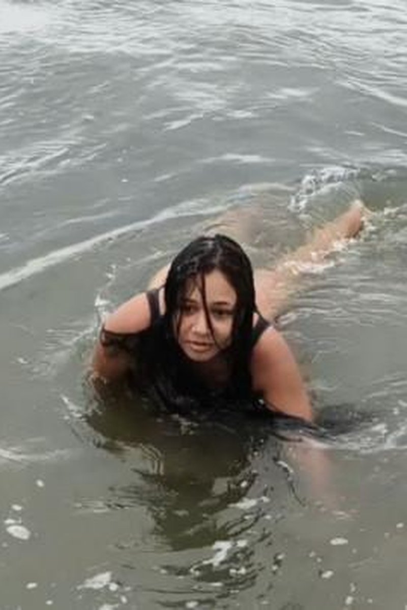 Underwater - Screenshot 1 of 4 - Beach