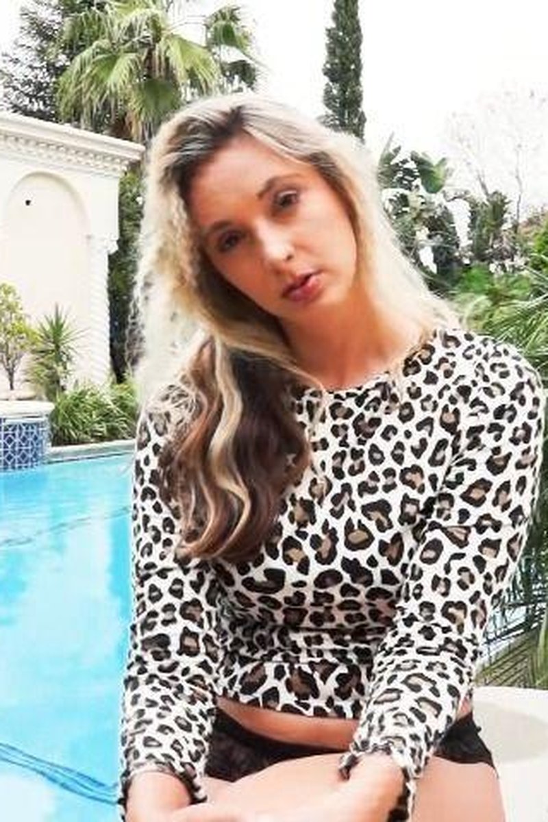 Keep Quiet - Screenshot 1 of 4 - Bitch