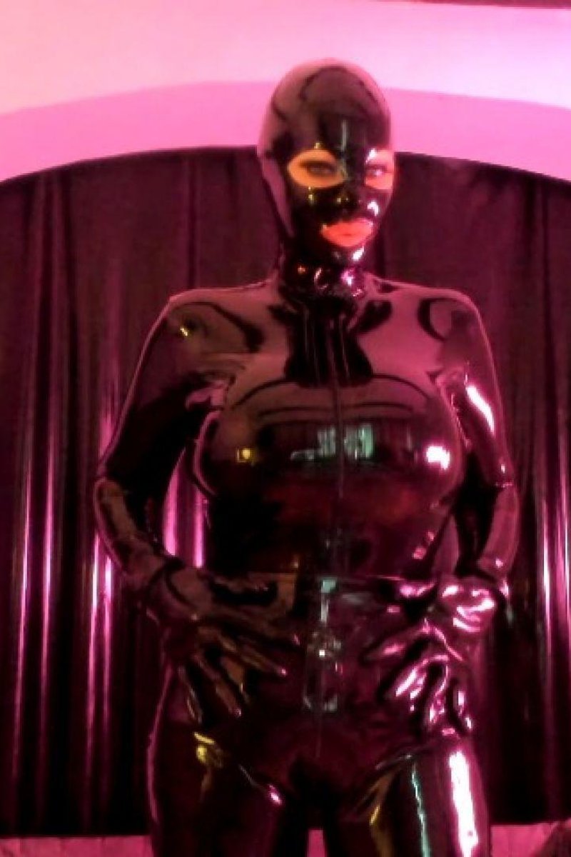Edging - Screenshot 1 of 4 - Babes