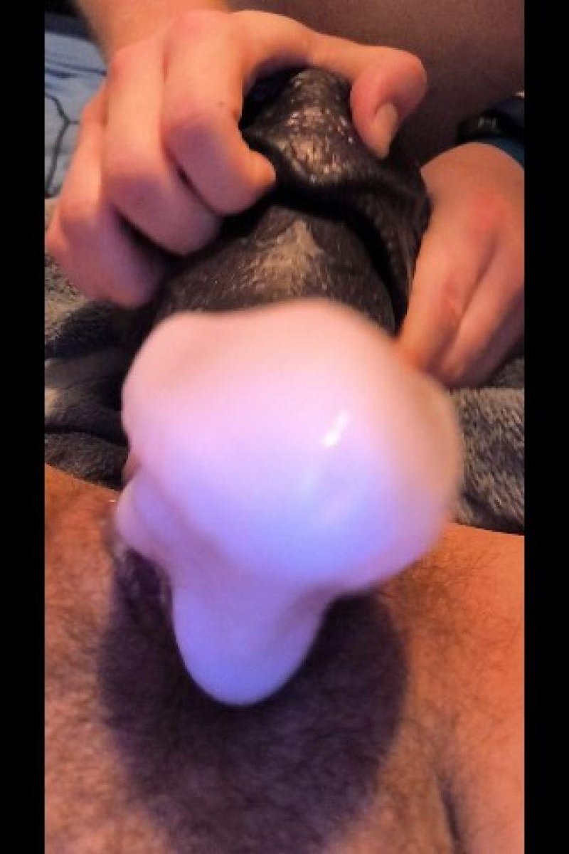 New Dragon - Screenshot 1 of 4 - Hairy Pussy