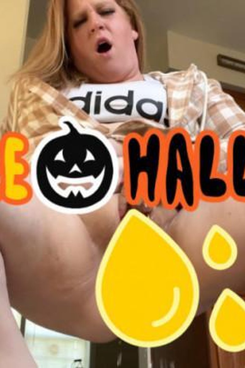 Hap-Pee Halloween - Screenshot 1 of 4 - BBW