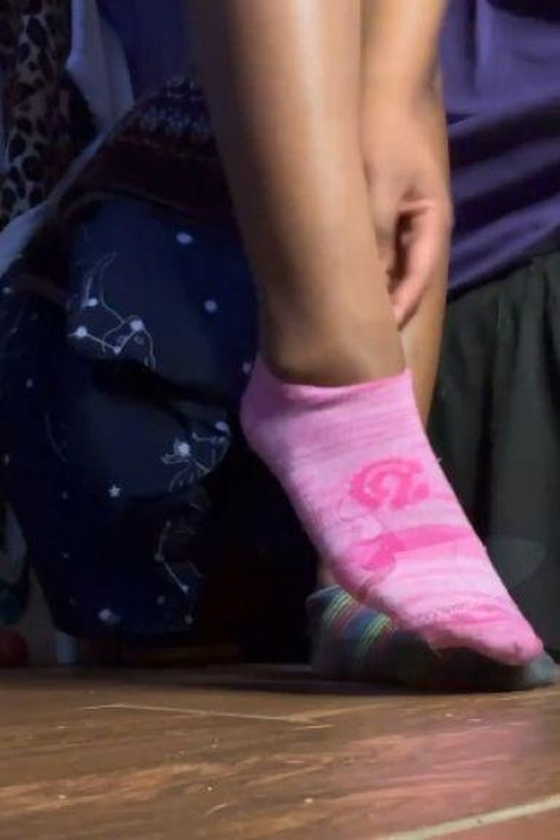 Socks Pulled Off - Screenshot 1 of 4 - Black